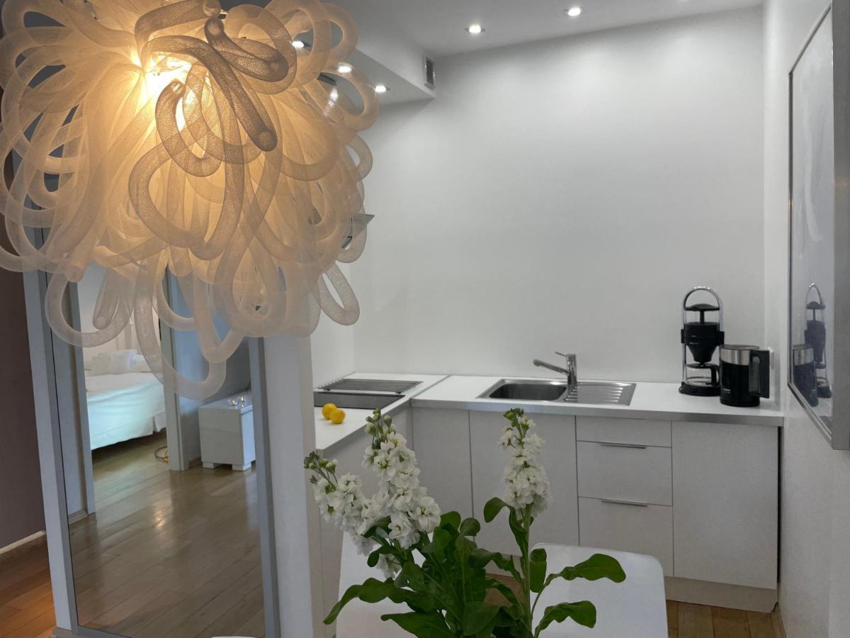 Apartament Przystan W Ustce - 120 M2 - 200 M Od Plazy Mickiewicza 2 Ustka Exteriör bild