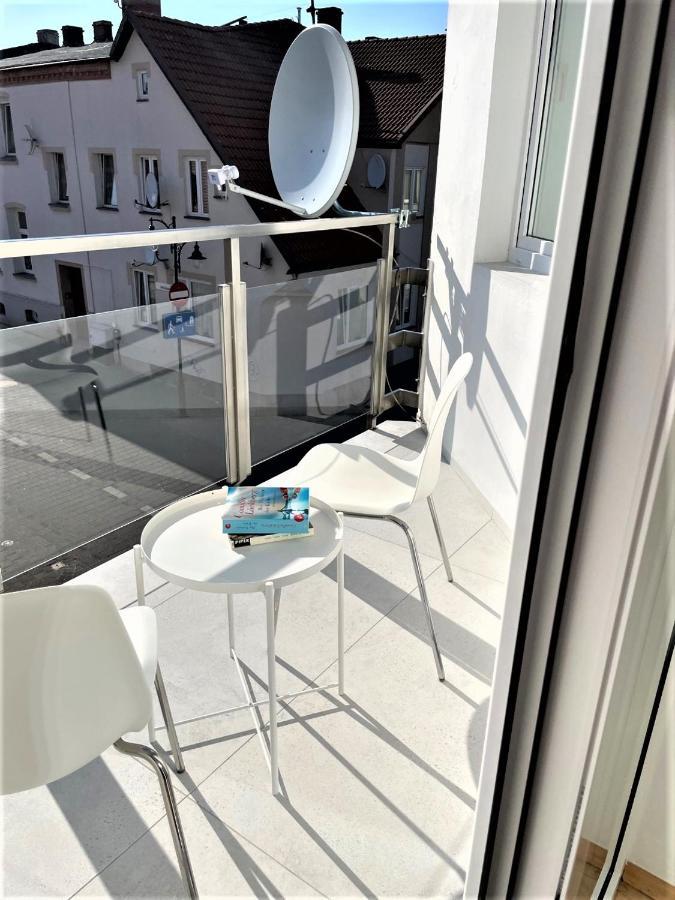 Apartament Przystan W Ustce - 120 M2 - 200 M Od Plazy Mickiewicza 2 Ustka Exteriör bild
