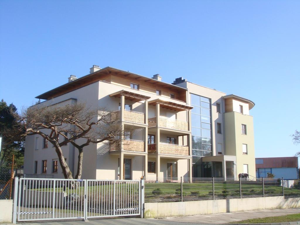 Apartament Przystan W Ustce - 120 M2 - 200 M Od Plazy Mickiewicza 2 Ustka Rum bild